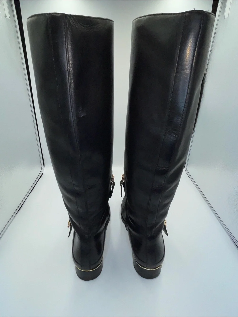 Tory Burch timeless knee